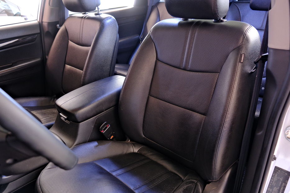 Продам Kia Sorento 2011 года в Одессе