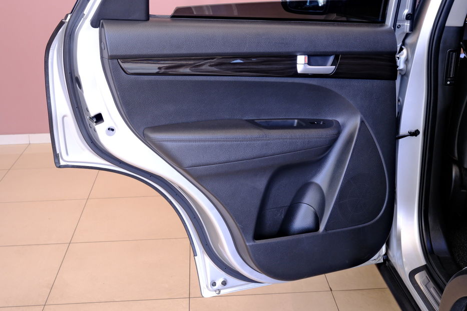 Продам Kia Sorento 2011 года в Одессе