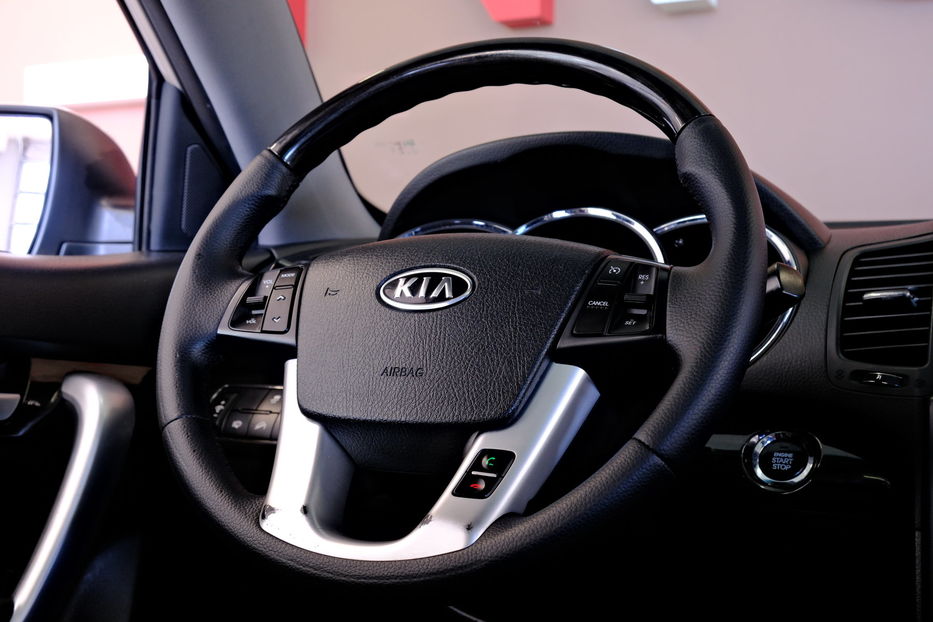 Продам Kia Sorento 2011 года в Одессе
