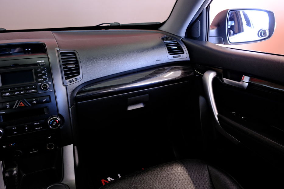 Продам Kia Sorento 2011 года в Одессе