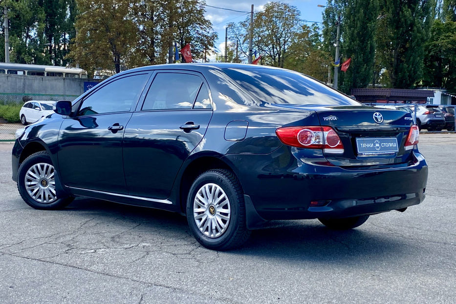 Продам Toyota Corolla 2011 года в Киеве