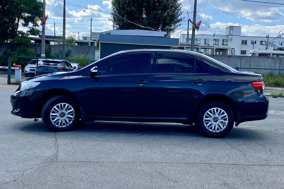 Продам Toyota Corolla 2011 года в Киеве