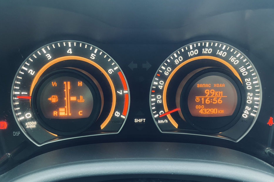 Продам Toyota Corolla 2011 года в Киеве