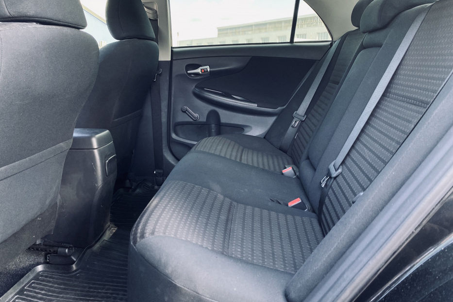 Продам Toyota Corolla 2011 года в Киеве