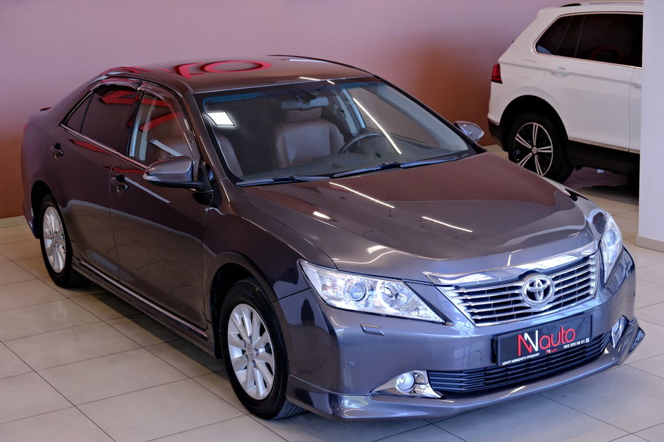 Продам Toyota Camry XV50 2014 года в Одессе