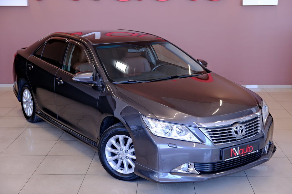 Продам Toyota Camry XV50 2014 года в Одессе