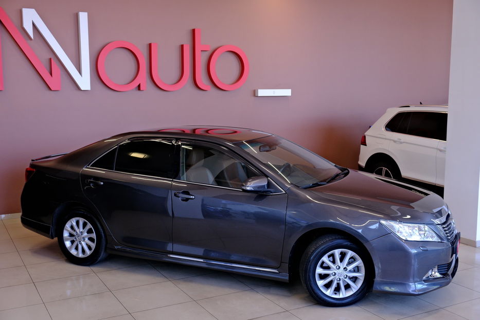 Продам Toyota Camry XV50 2014 года в Одессе