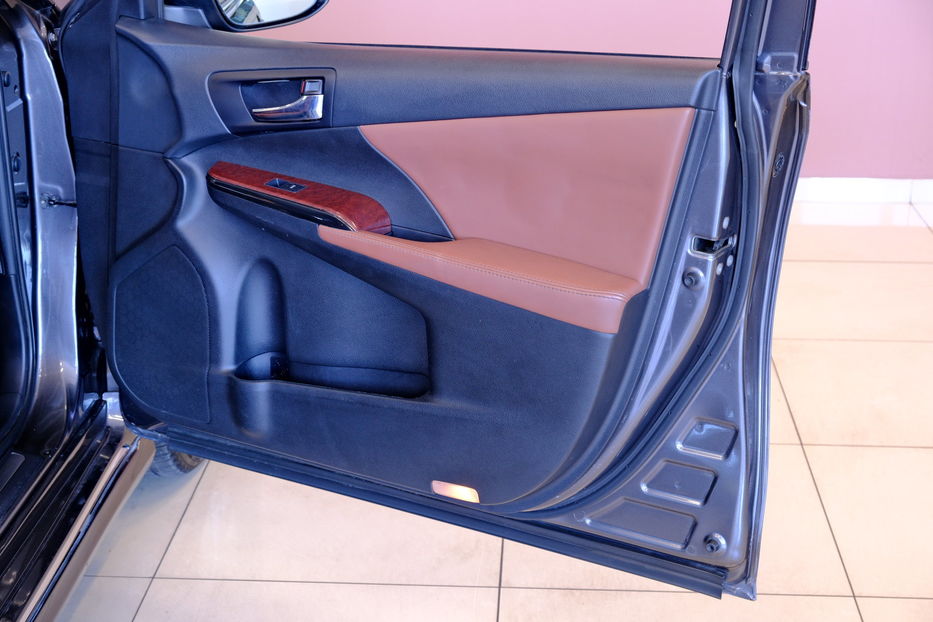 Продам Toyota Camry XV50 2014 года в Одессе