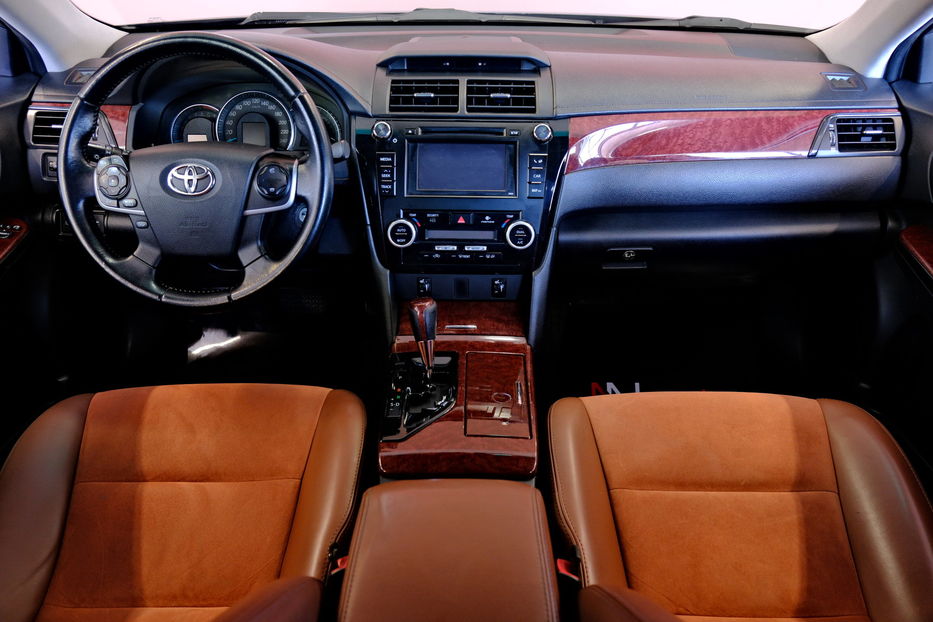 Продам Toyota Camry XV50 2014 года в Одессе