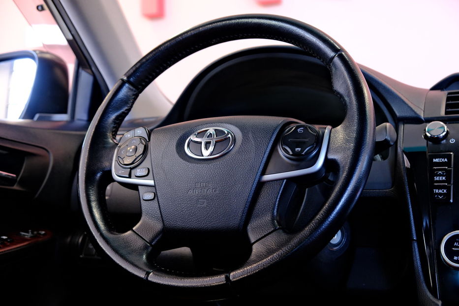 Продам Toyota Camry XV50 2014 года в Одессе