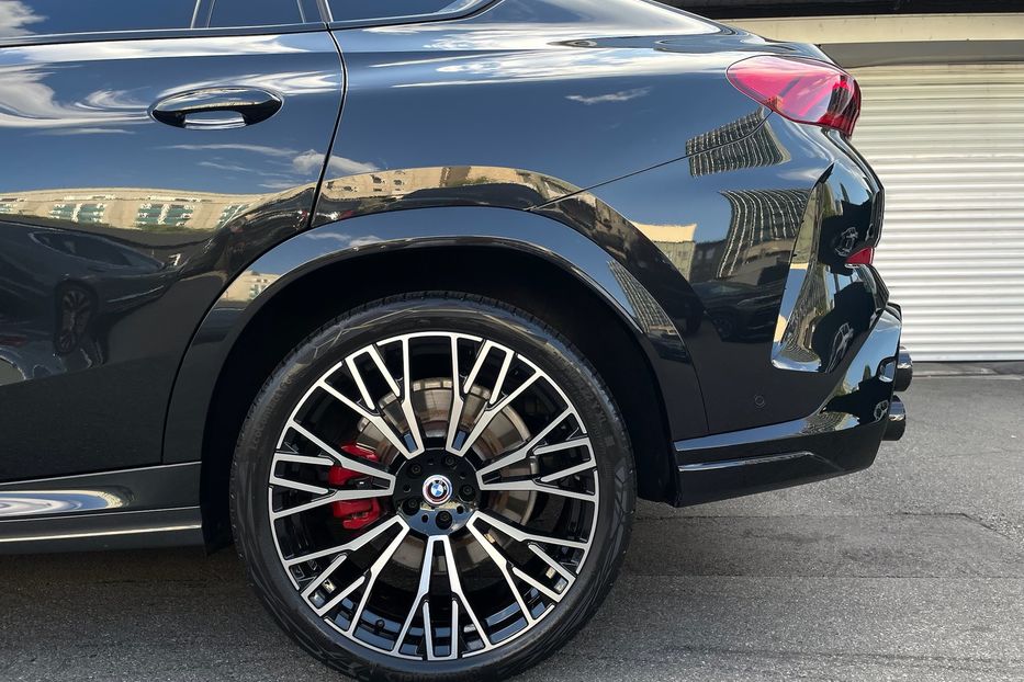 Продам BMW X6 M60i 2023 года в Киеве
