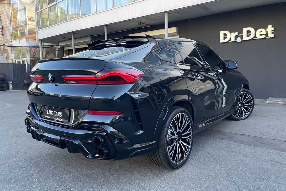 Продам BMW X6 M60i 2023 года в Киеве