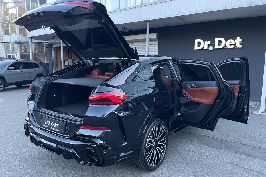 Продам BMW X6 M60i 2023 года в Киеве