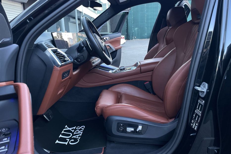 Продам BMW X6 M60i 2023 года в Киеве