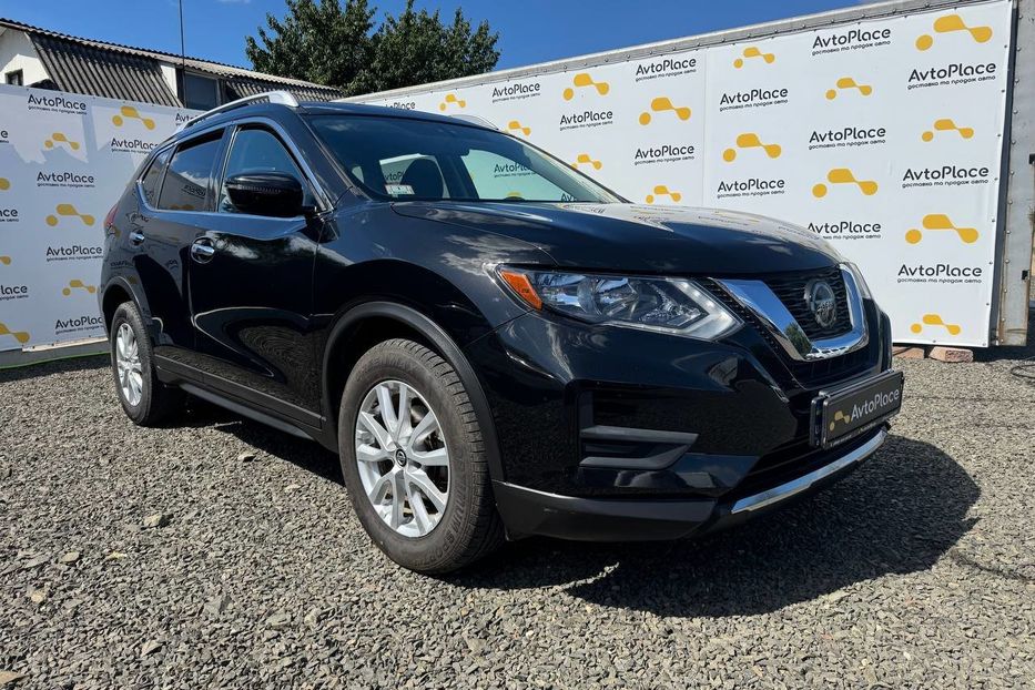Продам Nissan Rogue 2017 года в Луцке