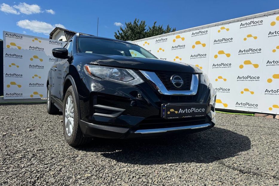 Продам Nissan Rogue 2017 года в Луцке