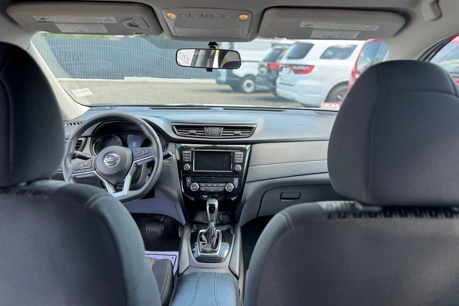 Продам Nissan Rogue 2017 года в Луцке