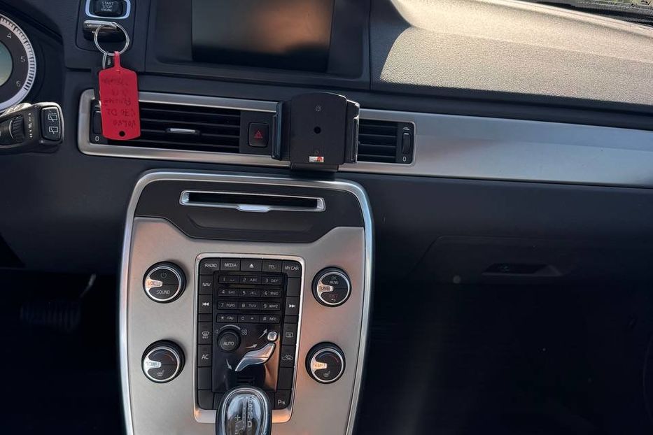 Продам Volvo V70 2013 года в Луцке