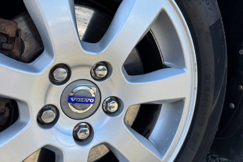 Продам Volvo V70 2013 года в Луцке