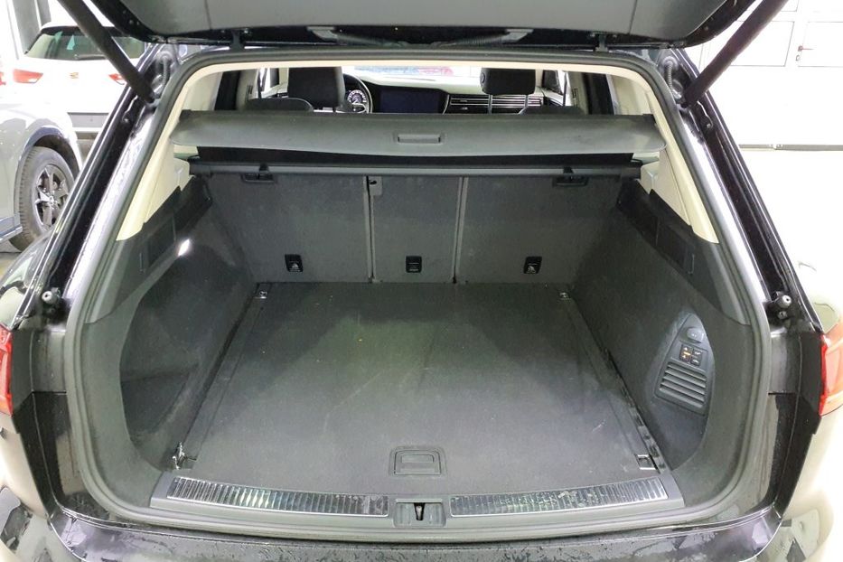 Продам Volkswagen Touareg 210 kw Авто в дорозі  2021 года в Львове