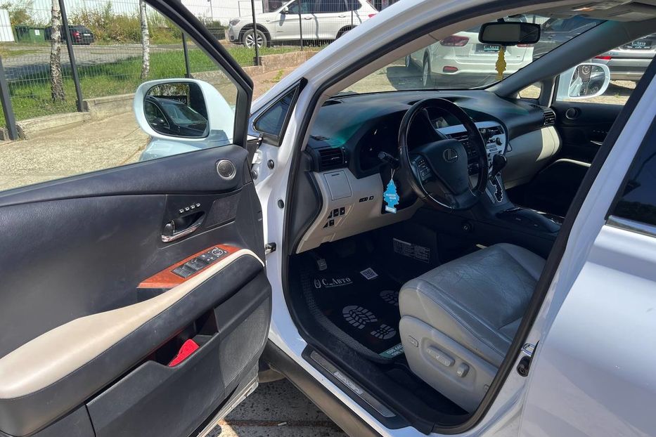 Продам Lexus RX 450 2010 года в Черновцах