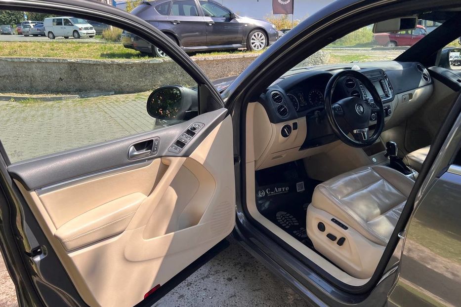 Продам Volkswagen Tiguan 2012 года в Черновцах
