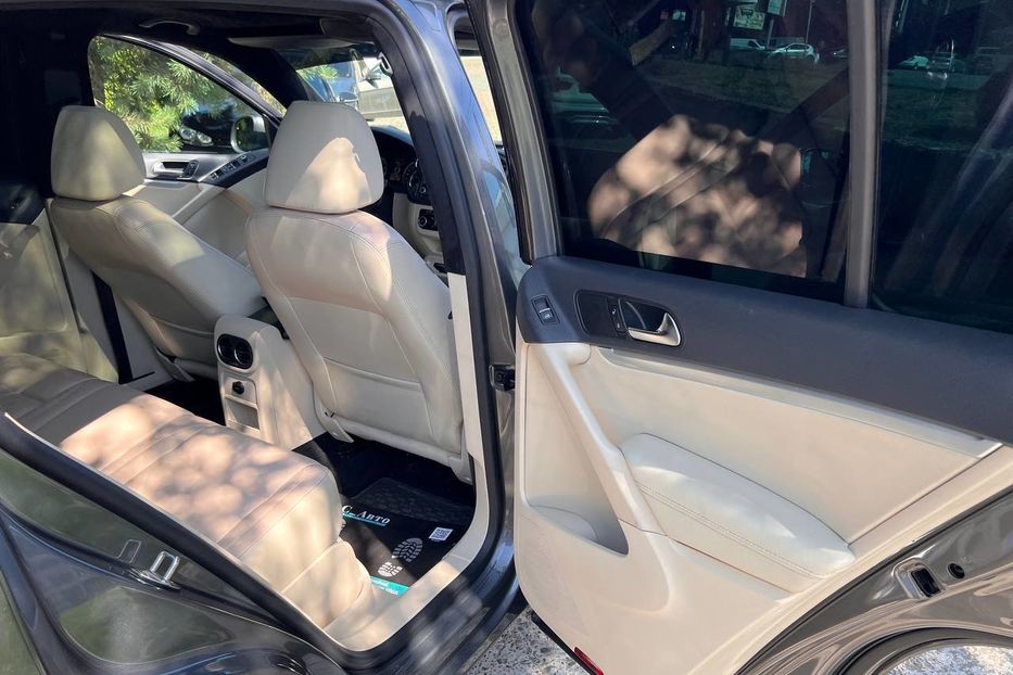 Продам Volkswagen Tiguan 2012 года в Черновцах