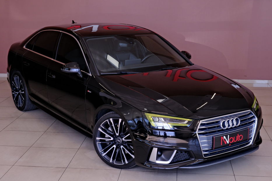 Продам Audi A4 2019 года в Одессе