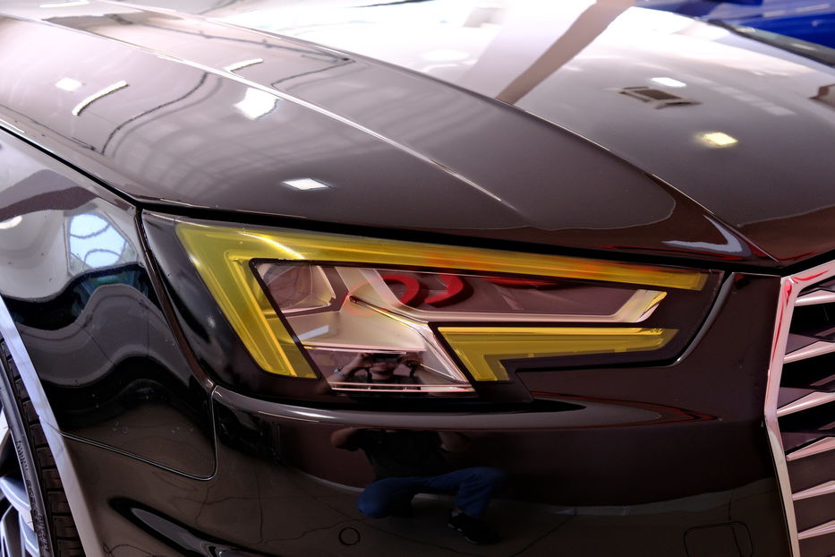 Продам Audi A4 2019 года в Одессе