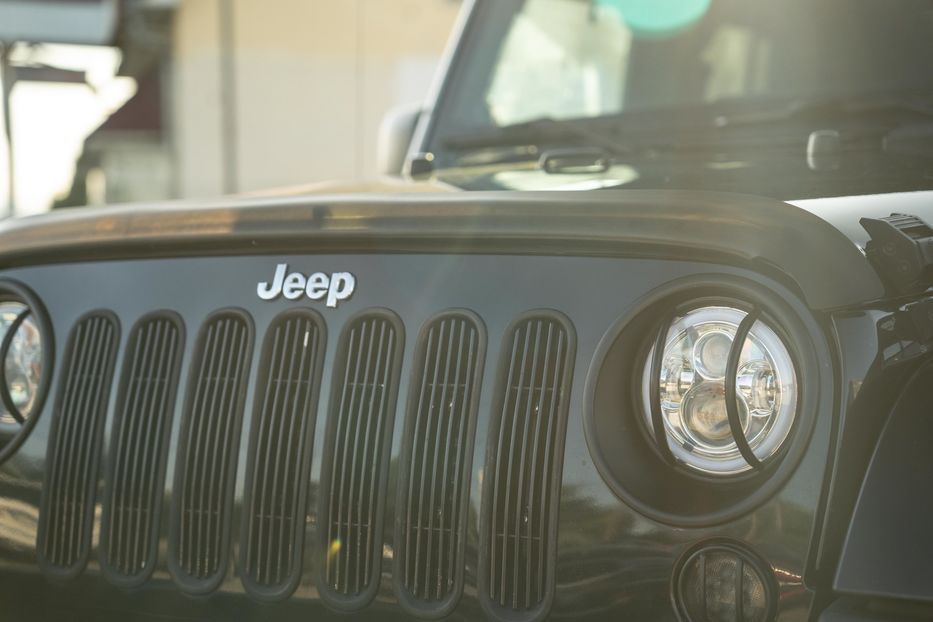 Продам Jeep Wrangler 2012 года в Черновцах
