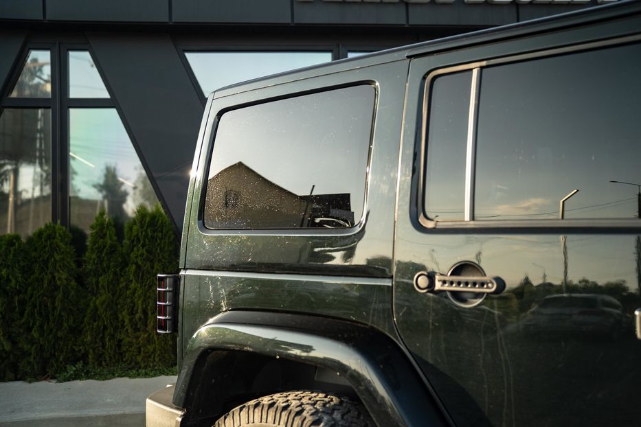 Продам Jeep Wrangler 2012 года в Черновцах