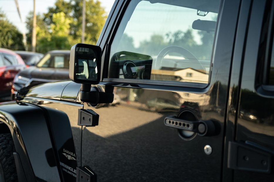 Продам Jeep Wrangler 2012 года в Черновцах