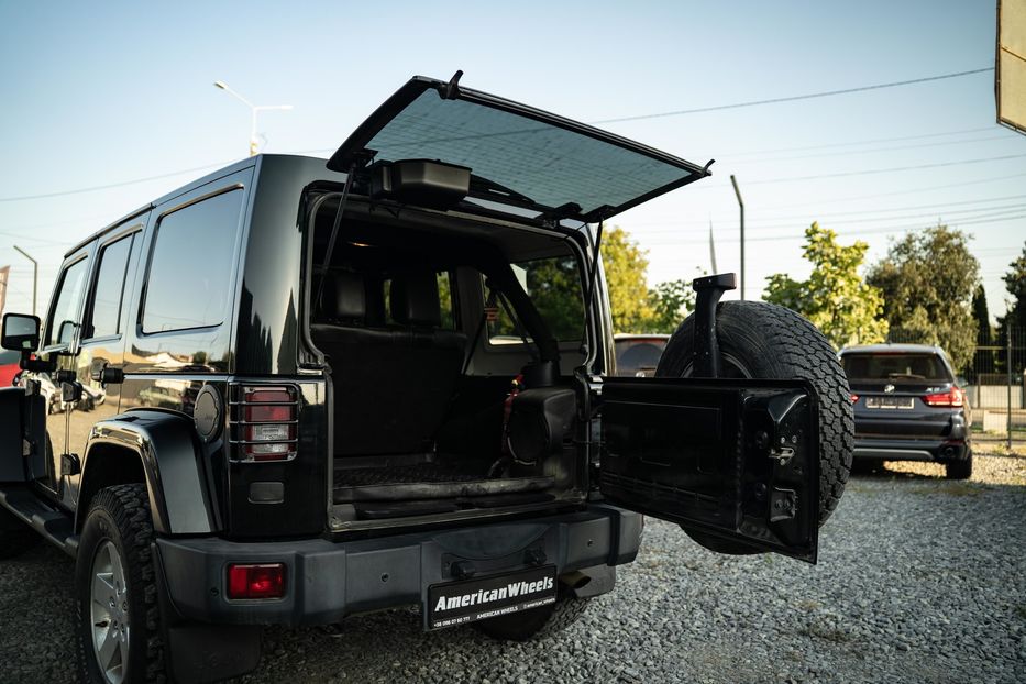 Продам Jeep Wrangler 2012 года в Черновцах