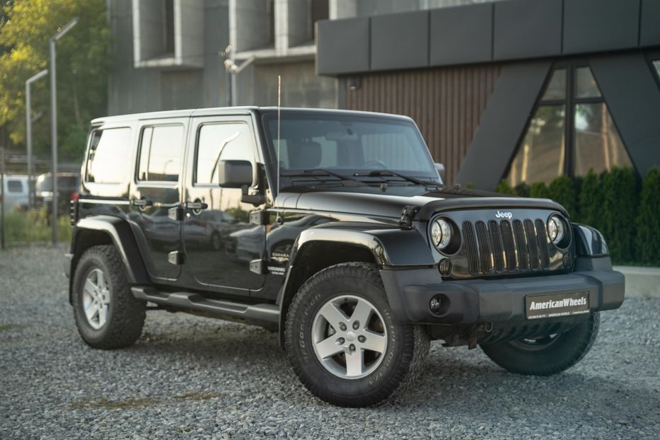Продам Jeep Wrangler 2012 года в Черновцах
