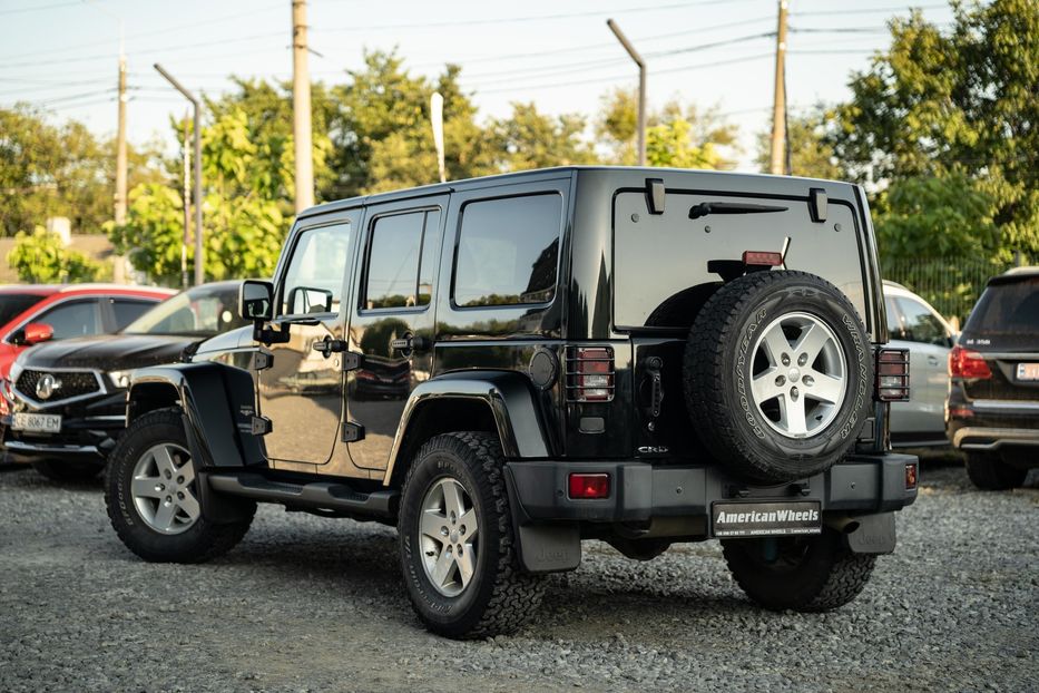 Продам Jeep Wrangler 2012 года в Черновцах