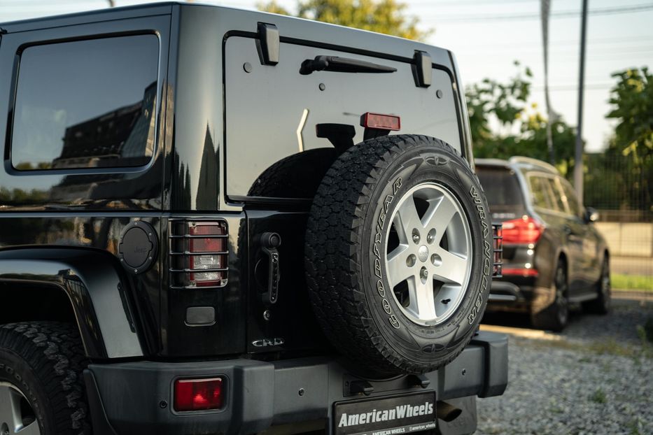 Продам Jeep Wrangler 2012 года в Черновцах
