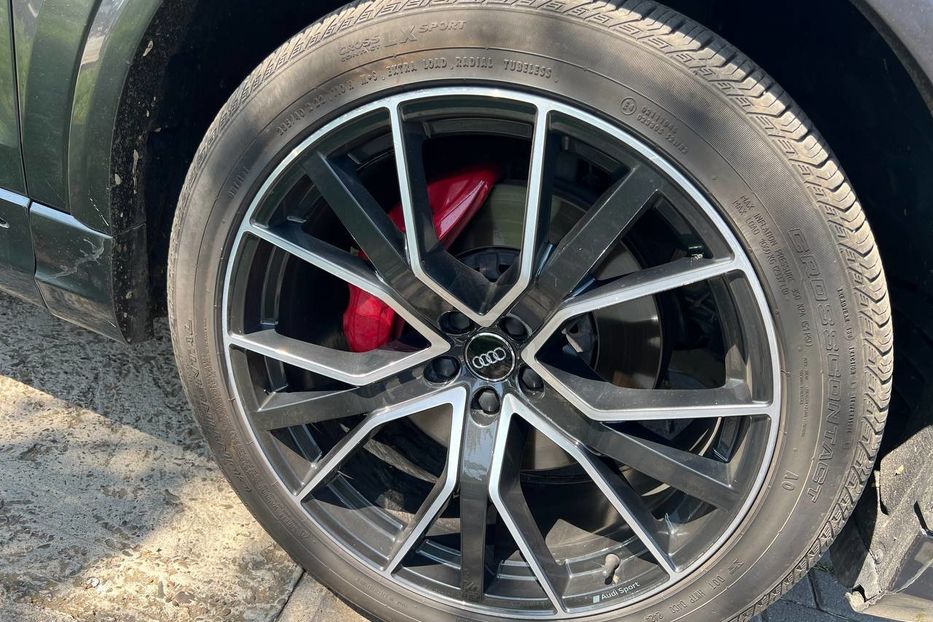 Продам Audi Q8 2020 года в г. Черневцы, Винницкая область