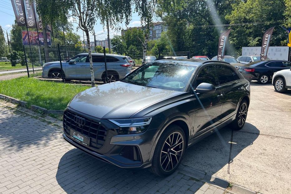 Продам Audi Q8 2020 года в г. Черневцы, Винницкая область