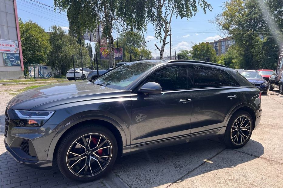 Продам Audi Q8 2020 года в г. Черневцы, Винницкая область