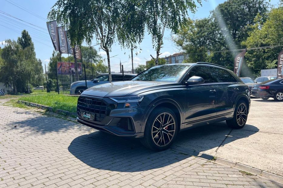 Продам Audi Q8 2020 года в г. Черневцы, Винницкая область