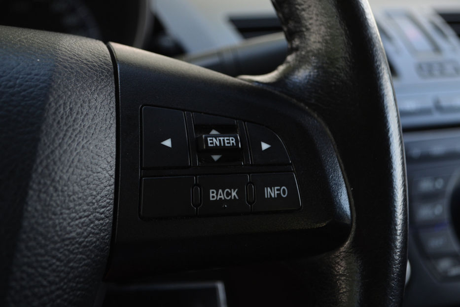 Продам Mazda 3 2012 года в Киеве