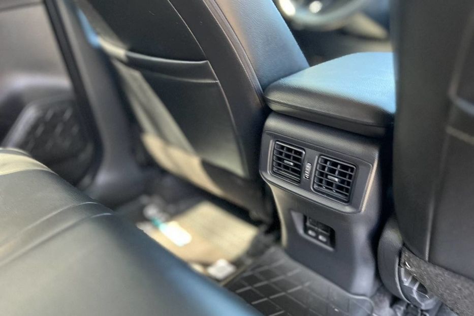 Продам Toyota Rav 4 2023 года в Черновцах