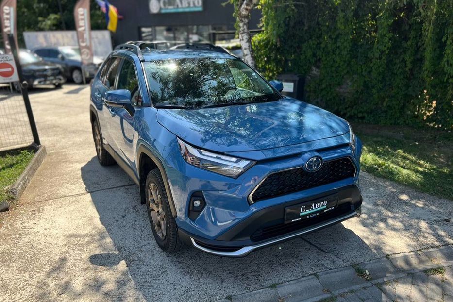 Продам Toyota Rav 4 2023 года в Черновцах