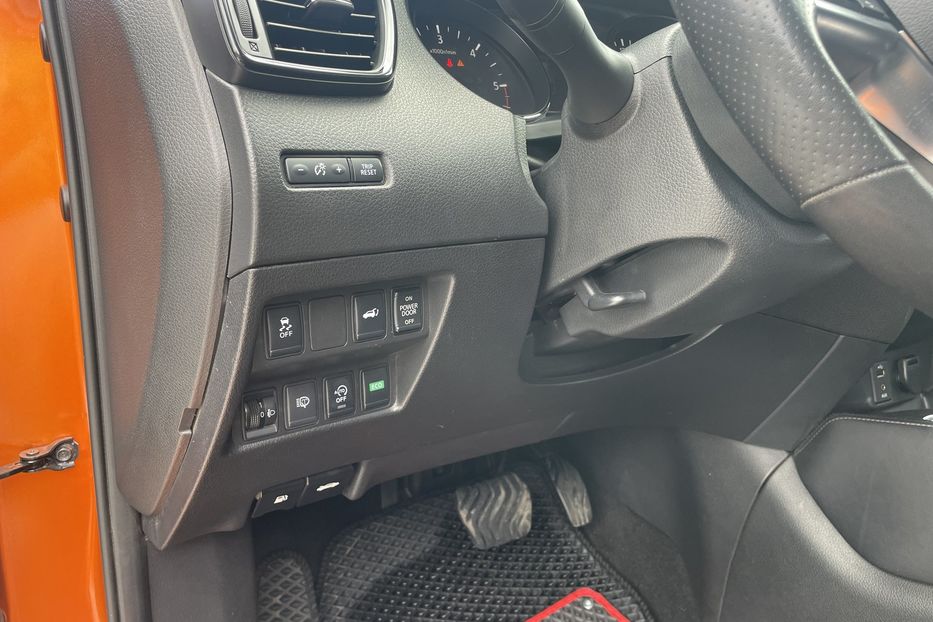 Продам Nissan X-Trail 1.6 diesel 2018 года в Киеве