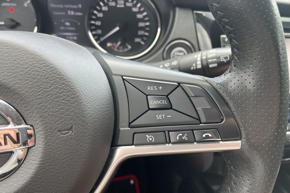 Продам Nissan X-Trail 1.6 diesel 2018 года в Киеве