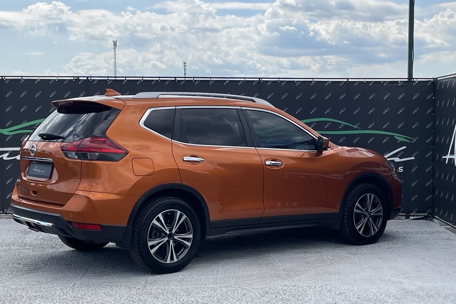 Продам Nissan X-Trail 1.6 diesel 2018 года в Киеве