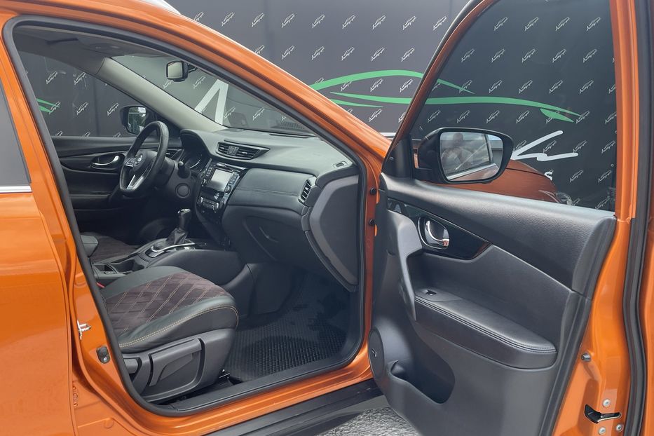Продам Nissan X-Trail 1.6 diesel 2018 года в Киеве