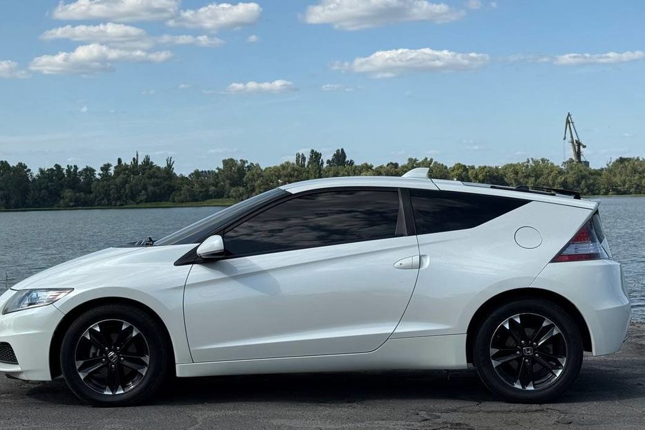 Продам Honda CR-Z 2015 года в Днепре