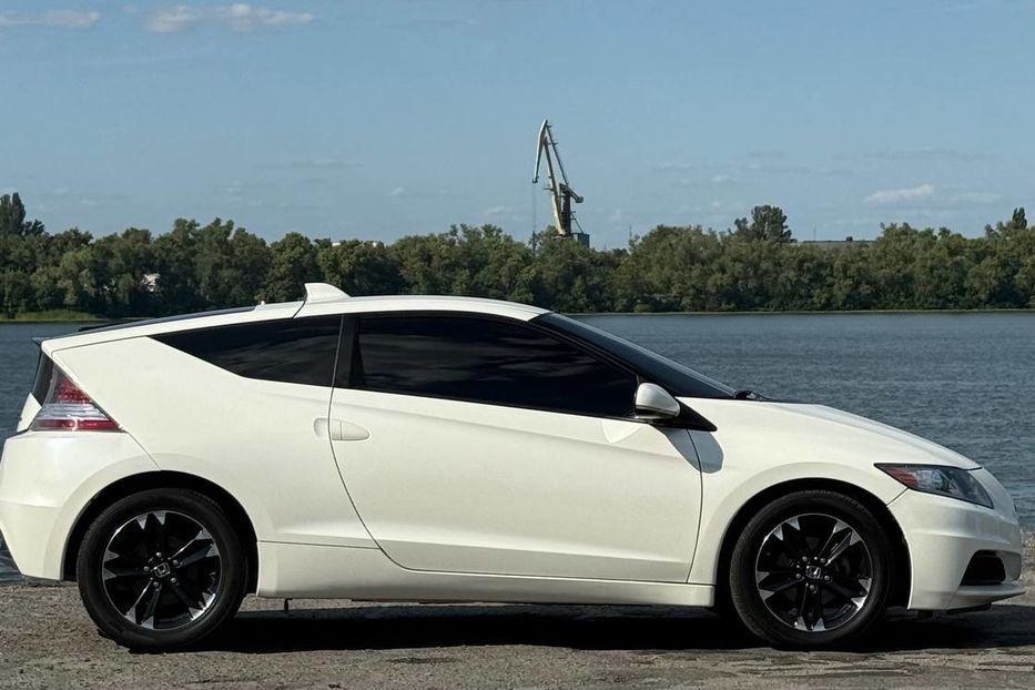 Продам Honda CR-Z 2015 года в Днепре