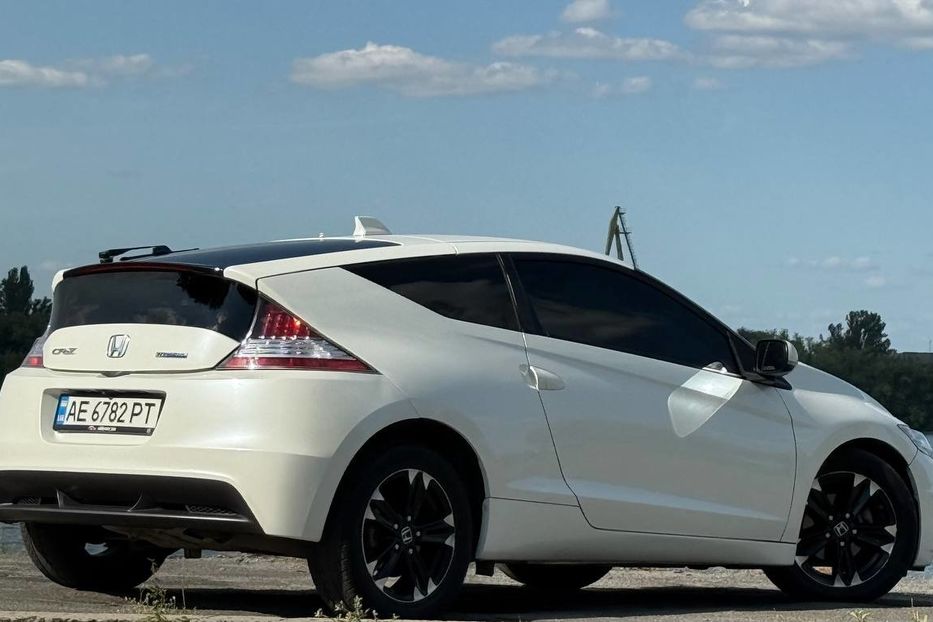 Продам Honda CR-Z 2015 года в Днепре